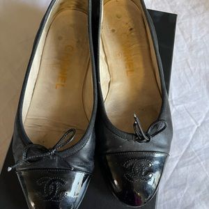 Authentic Chanel ballet flats black size 6.5